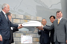 Закладка первого камня завода Peugeot Cetroen и Mitsubishi
