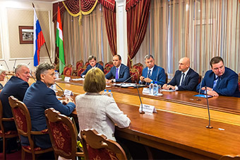 В Калужской области построят завод по производству письменных принадлежностей